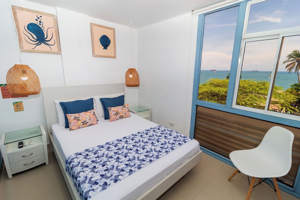 Deluxe Room - Photo 1