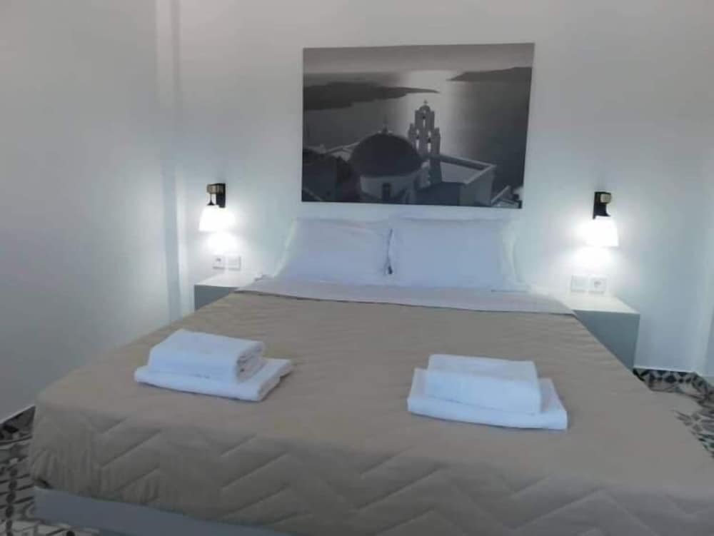 Economy Triple Room
