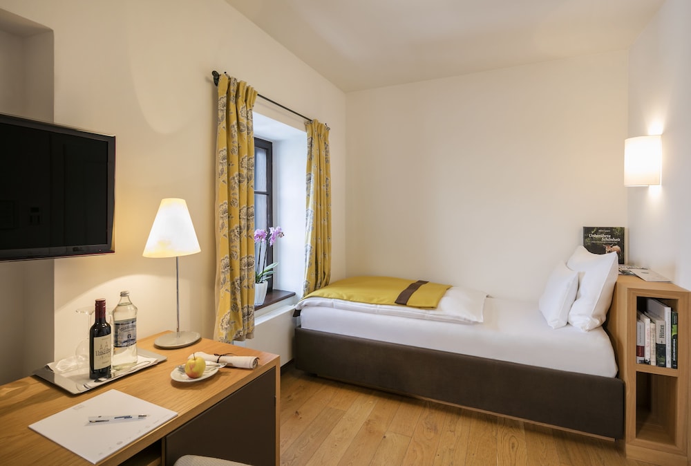 Single Room, 1 Twin Bed photo 1
