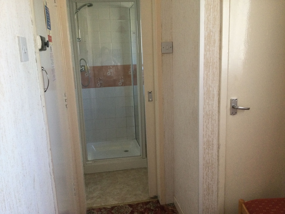 Rear Facing Standard Single Room photo 3