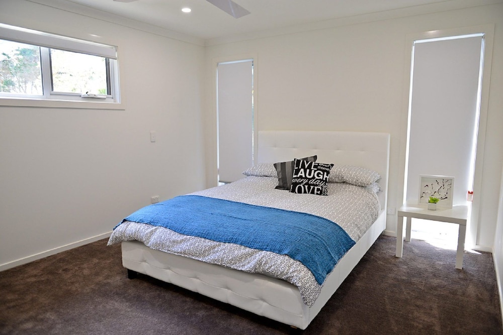 House, 4 Bedrooms (2 Queen, 1 Bunk, 1 Tri-bunk) photo 1
