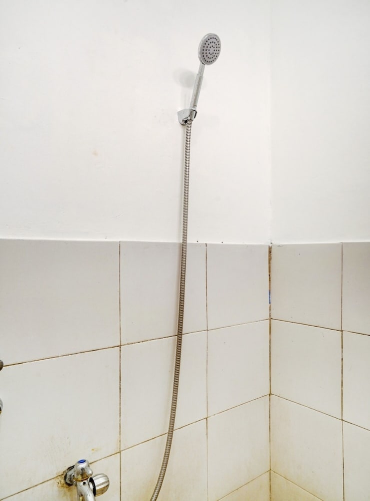 Basic Double Room - Photo 18