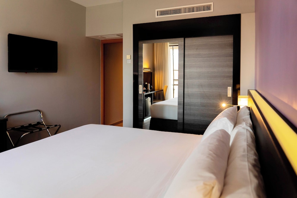 Classic Twin Room (Premium) - Photo 1