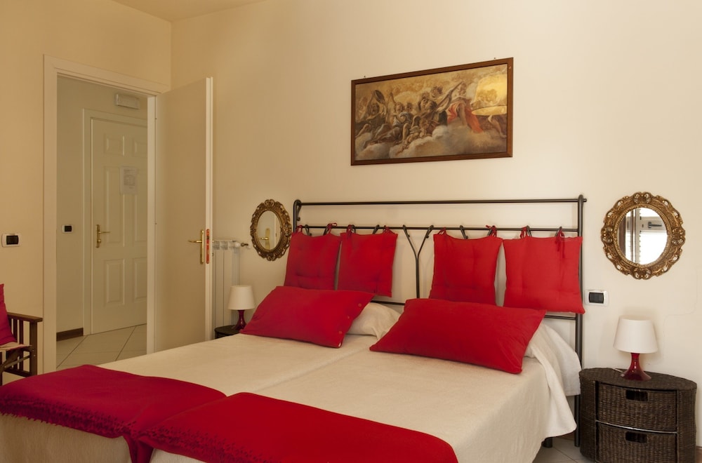 Basic Apartment, 1 Bedroom, Kitchenette photo 1