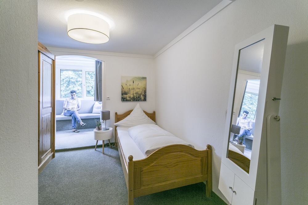 Standard Single Room
