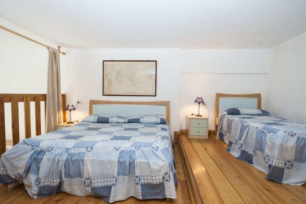 Duplex (2)