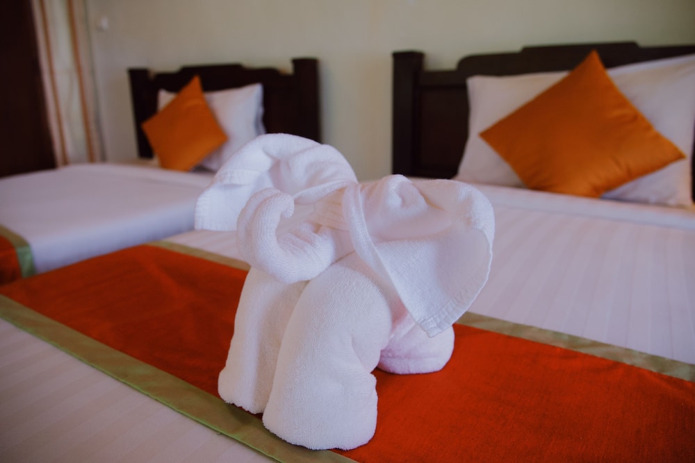 Private Villa Twin Room - Photo 12