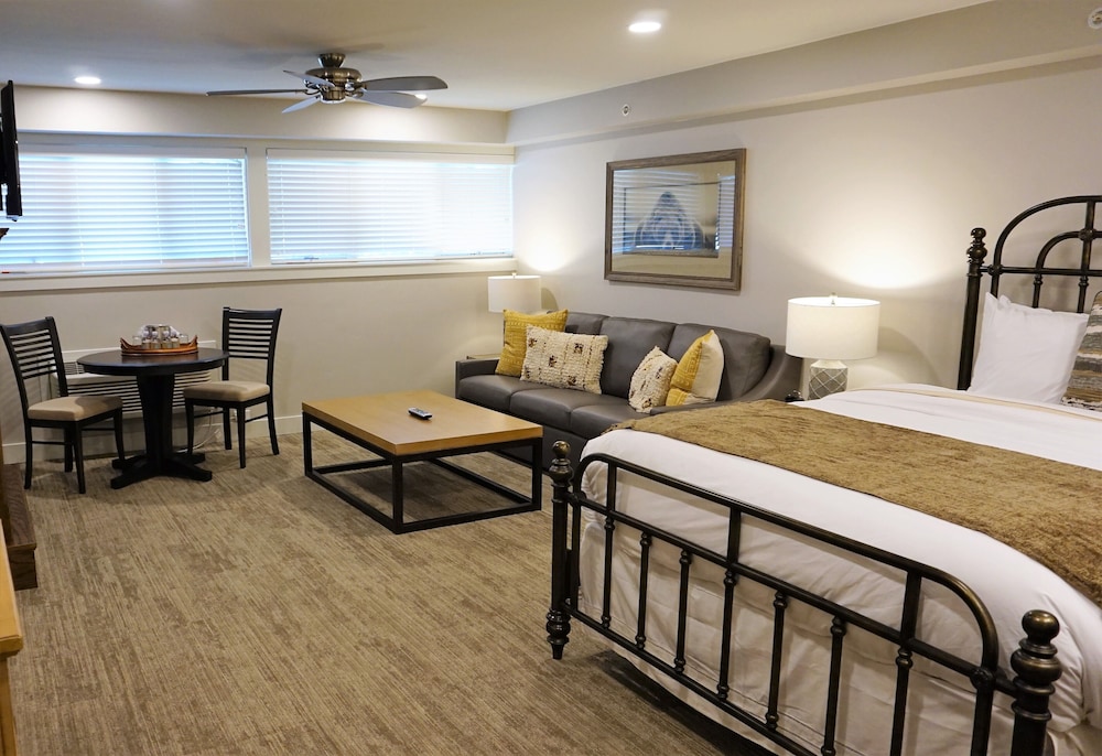 Bridger Suite photo 2