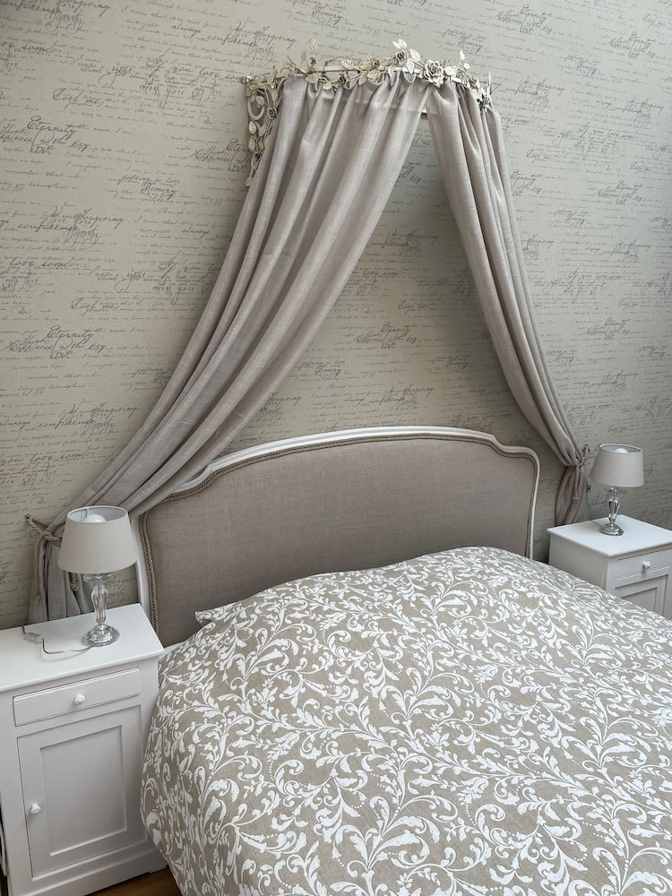 Exclusive Quadruple Room, Private Bathroom, Garden View (Florentine ) - Photo 1