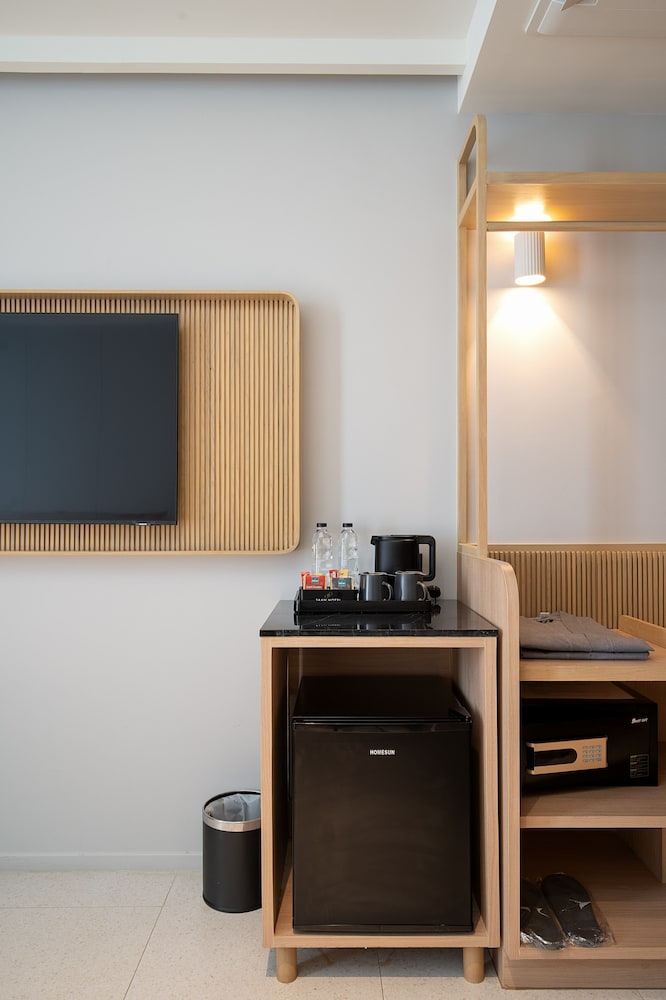 Deluxe King Room photo 3