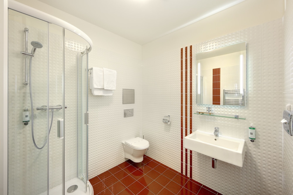 Suite, 2 Bedrooms, City View