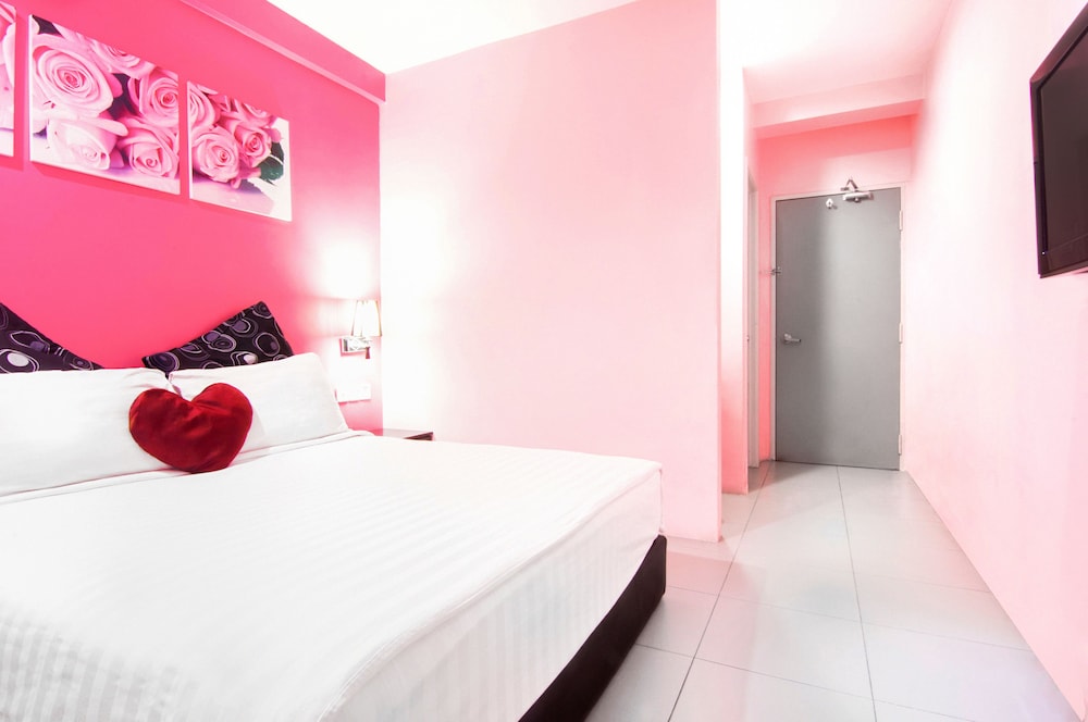Standard Room, 1 Queen Bed