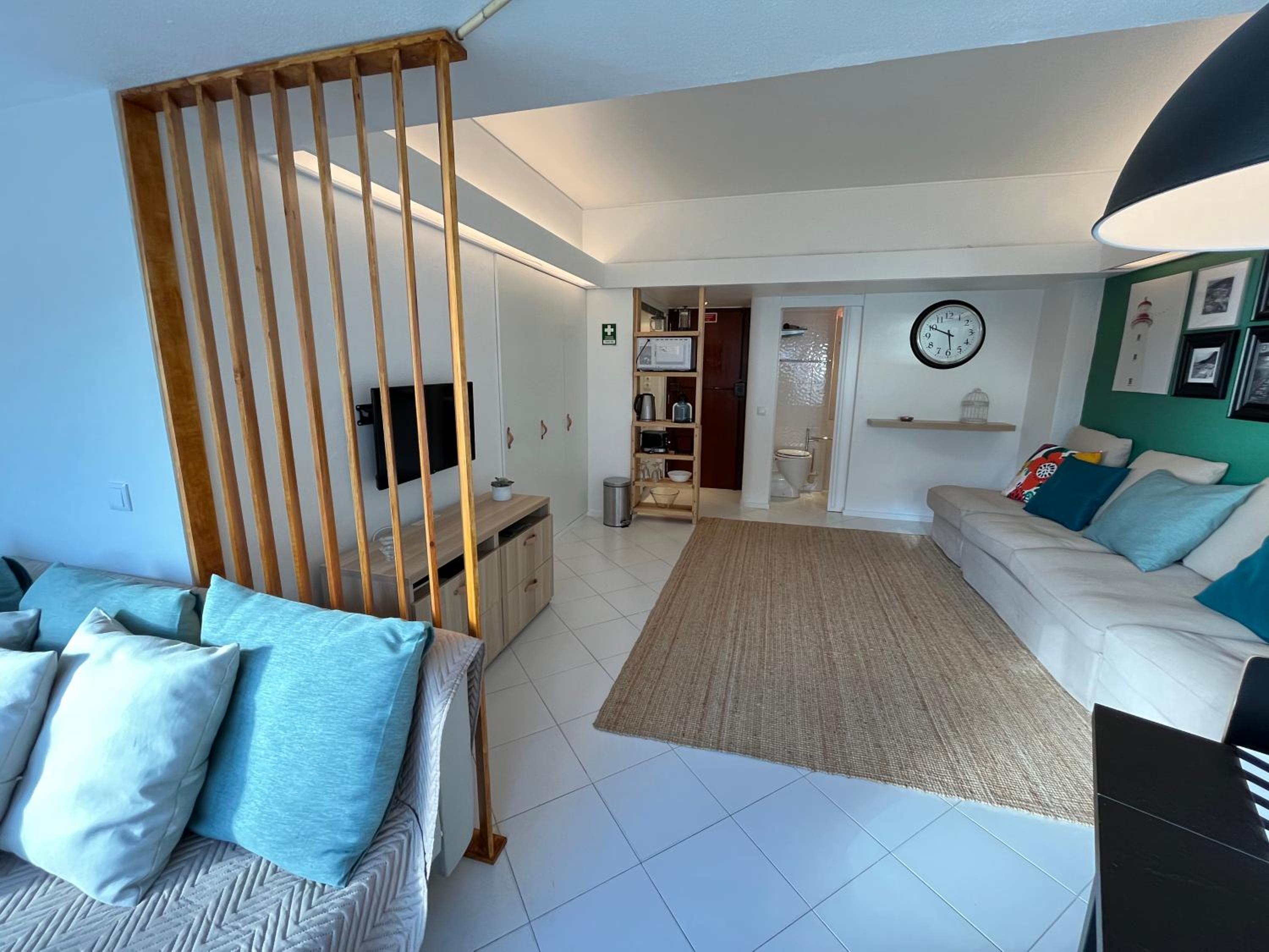Studio Apartment photo 2
