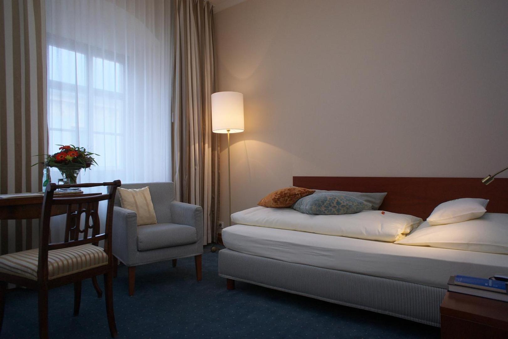 Deluxe Single Room