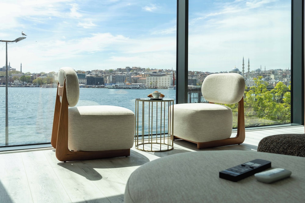 Design Condo, Non Smoking, Sea View photo 1