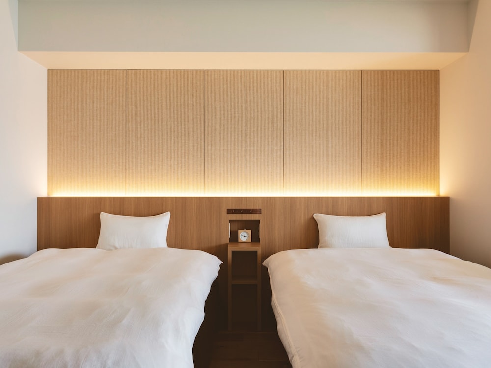 Deluxe Twin Room, Non Smoking, Private Bathroom (Accessible bath) photo 1