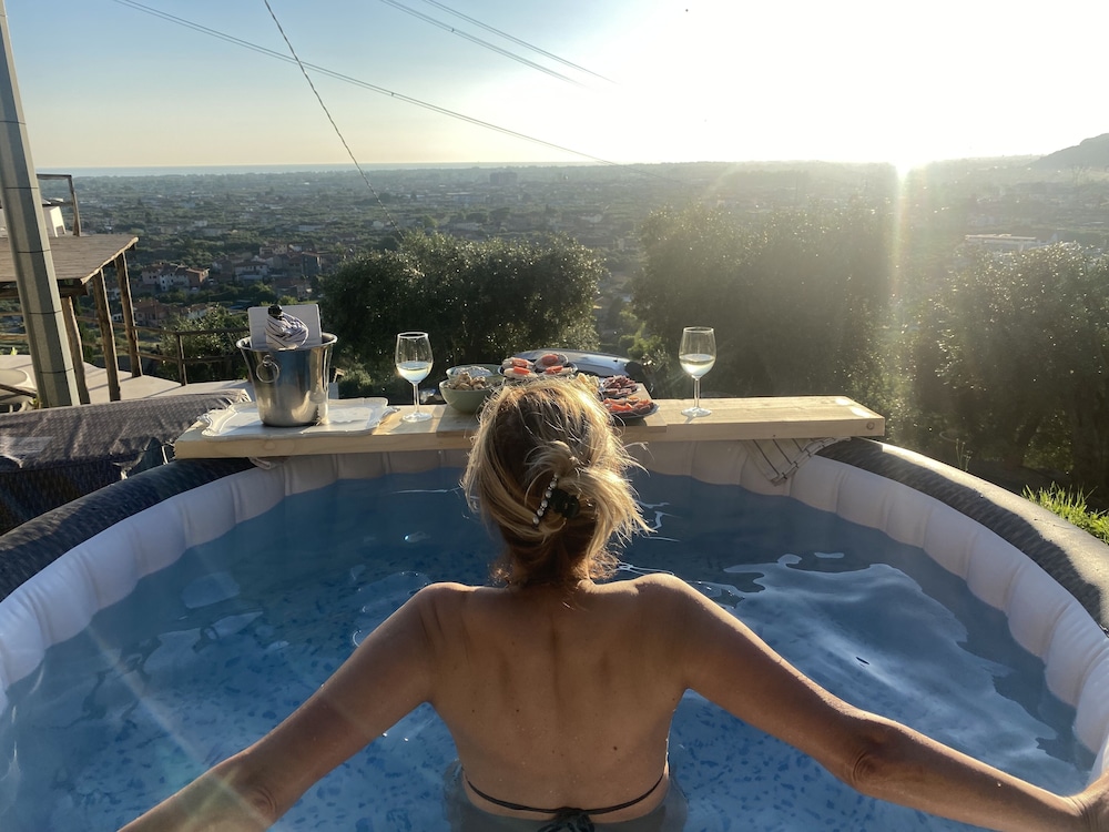 Panoramic Condo, 1 Bedroom, Sea Facing photo 2