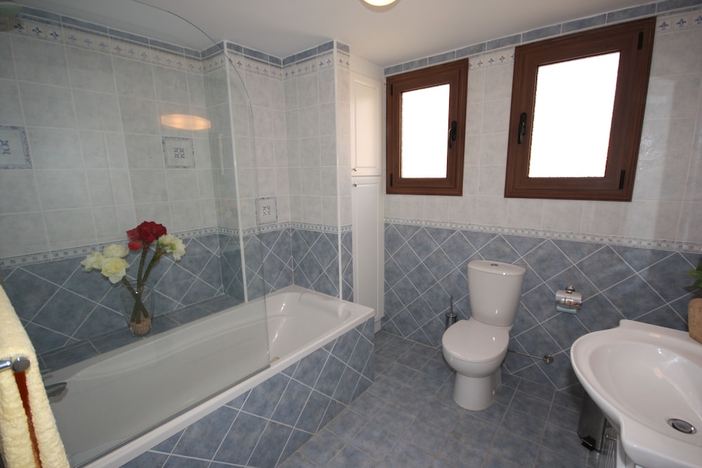 Luxury Villa, 3 Bedrooms, Private Pool, Sea View photo 3