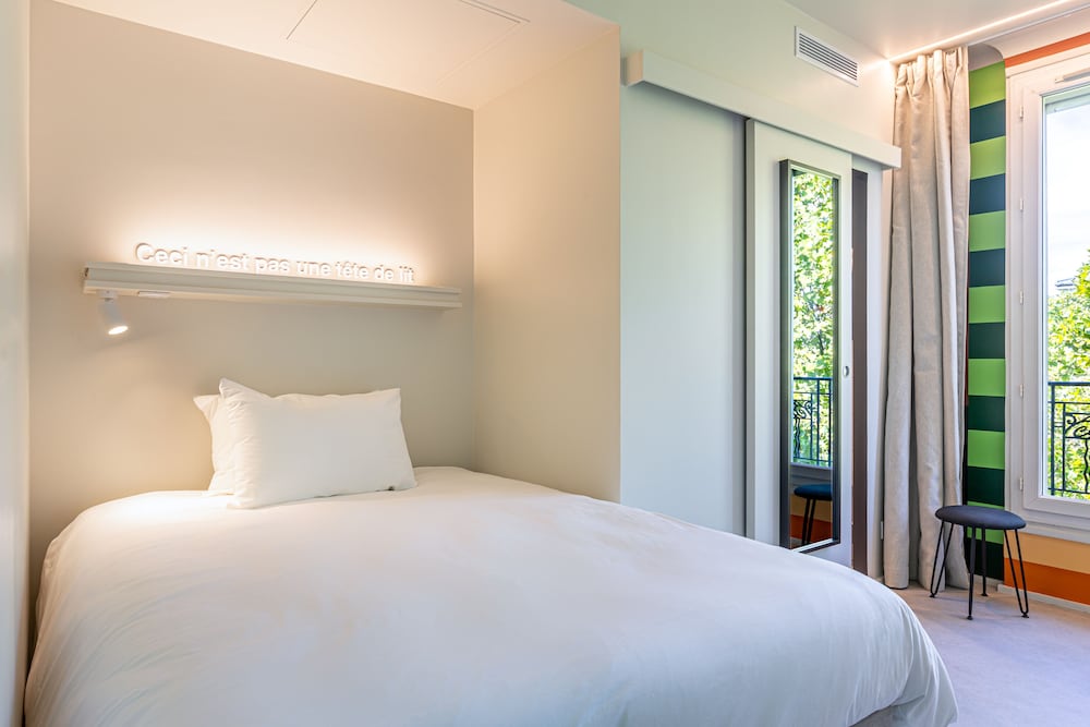 Classic Single Room