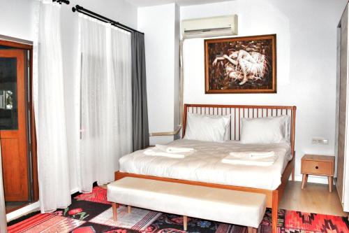 Deluxe Double Room with Balcony photo 1