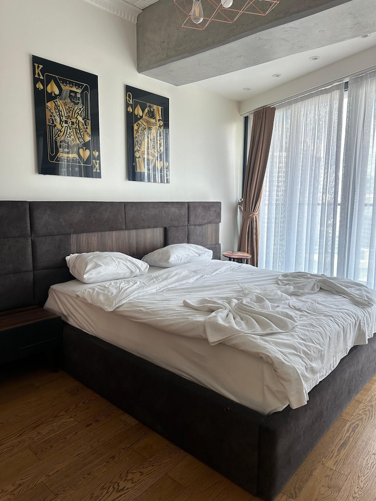 Design Condo photo 1