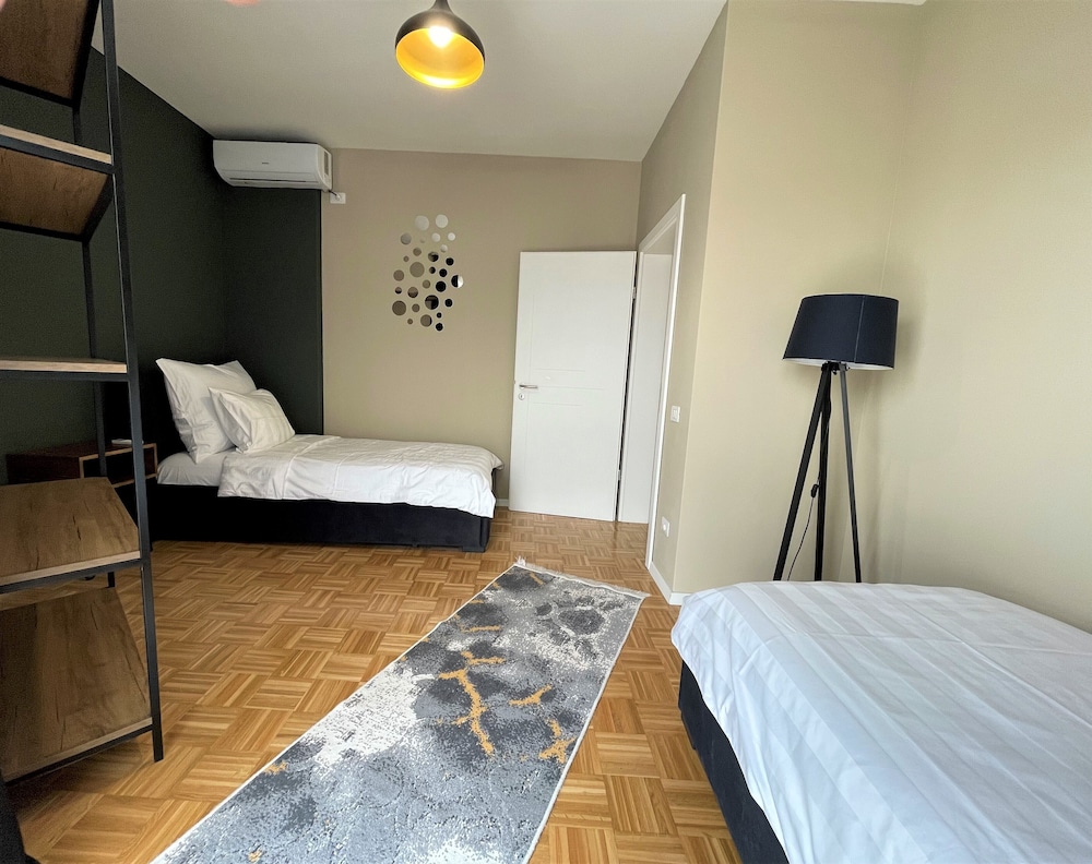 Superior Apartment photo 2