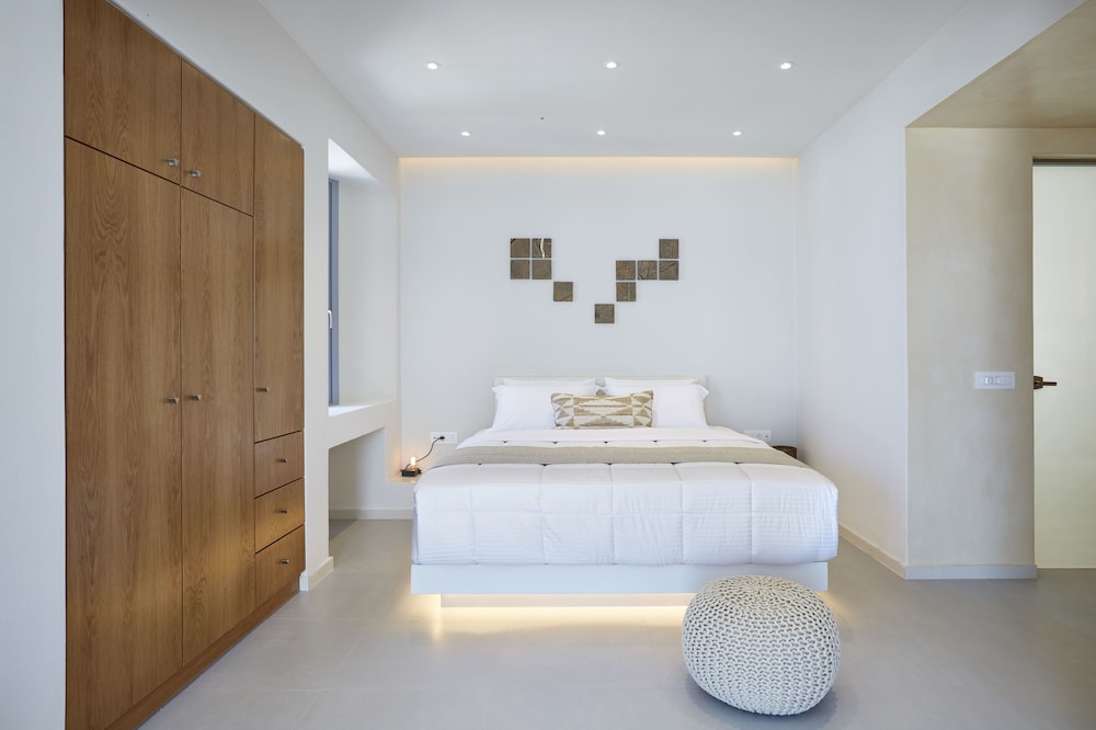 Deluxe Suite, 1 Bedroom, Private Pool, Sea View