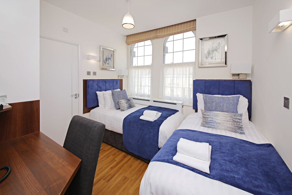 Luxury Triple Room, Ensuite photo 2