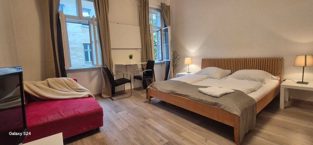 Basic Apartment
