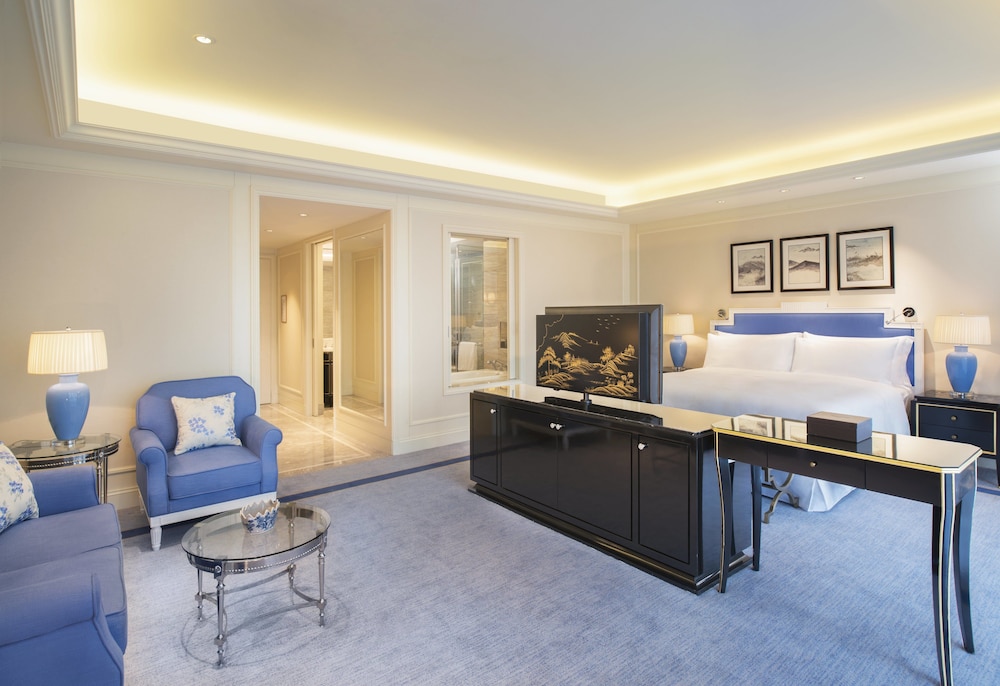 Junior Suite, 1 Bedroom, River View photo 2