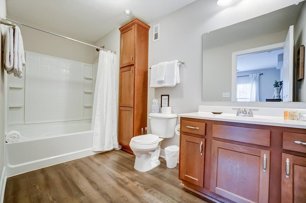 Polaris Luxury 2BR WFH Ready Pet Friendly, Billede 12