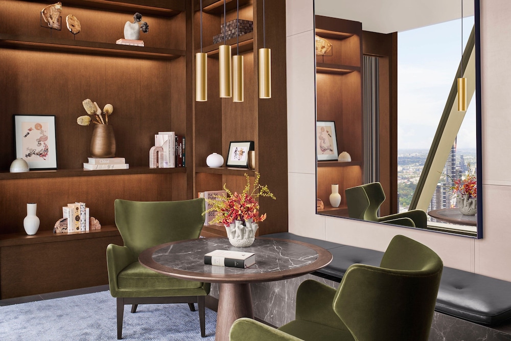 1 Bedroom Club Suite