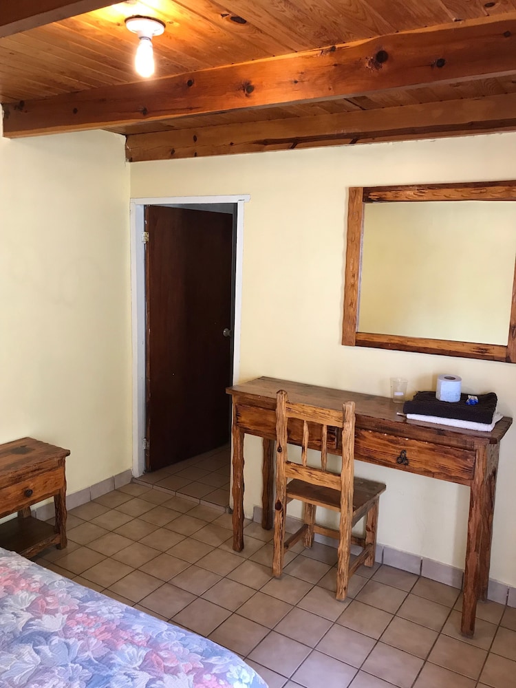 Family Room, Multiple Beds photo 1