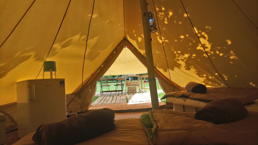 Tent (Lovers) photo 1