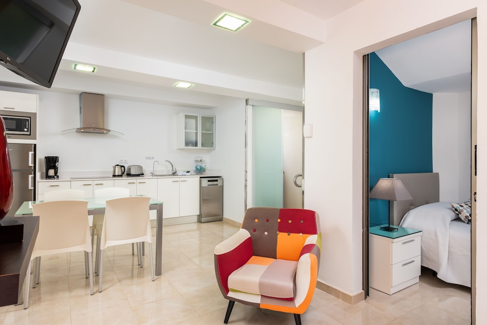 Junior Suite, 2 Bedrooms, Kitchen, Ground Floor