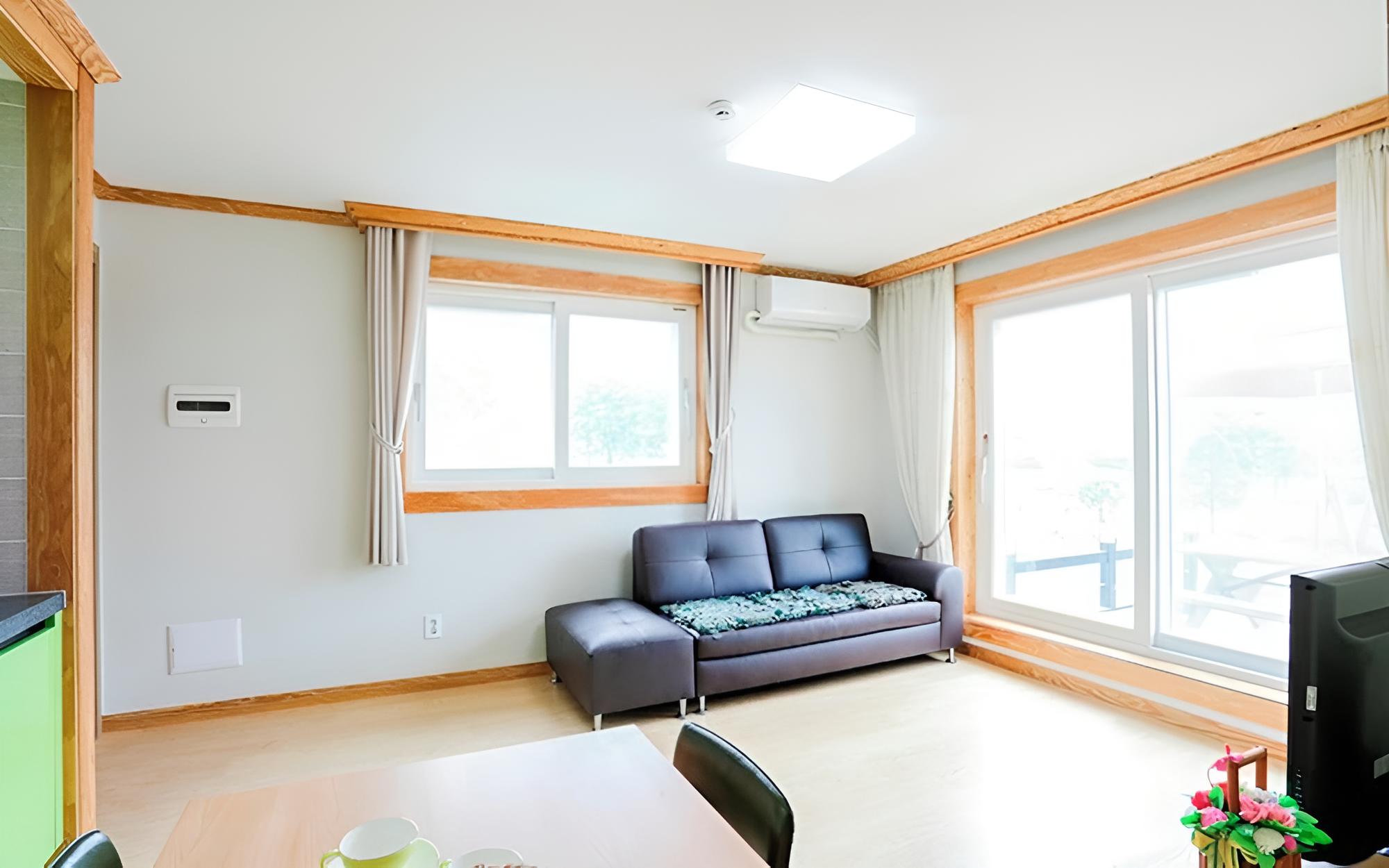 Room (Room A 102 (ondol room terrace)) photo 3