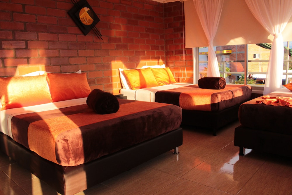 Classic Quadruple Room, Balcony, Garden View photo 3