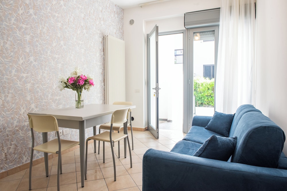 Classic Condo, Sea View photo 2