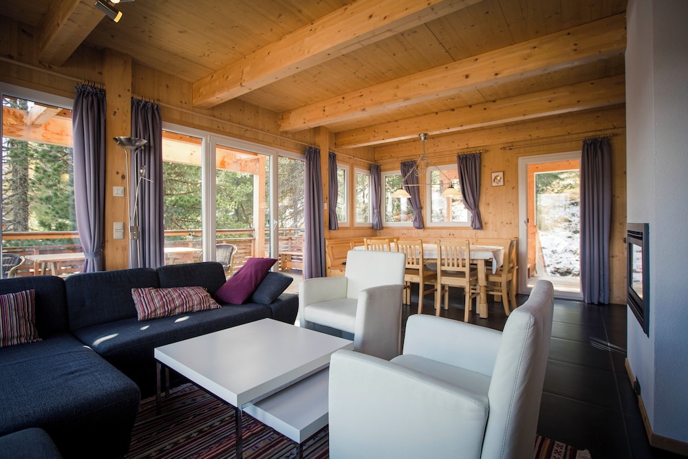 Ferienhaus # 9 mit IR-Sauna & Whirlpool innen