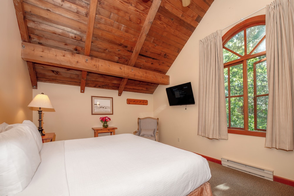Executive Room, Non Smoking, Garden View - Photo 2
