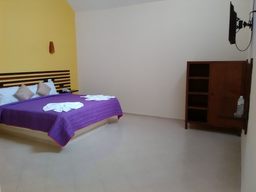 Suite, 2 Bedrooms photo 2