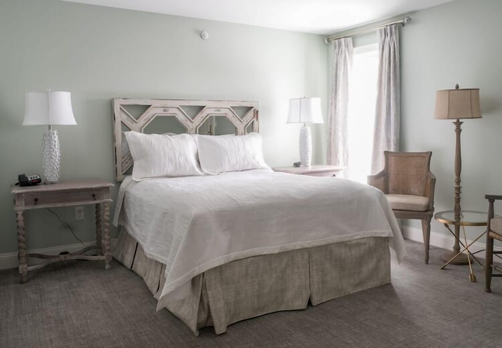 Premium Room, 1 Queen Bed, Non Smoking