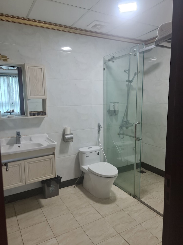 Deluxe Room - Photo 3