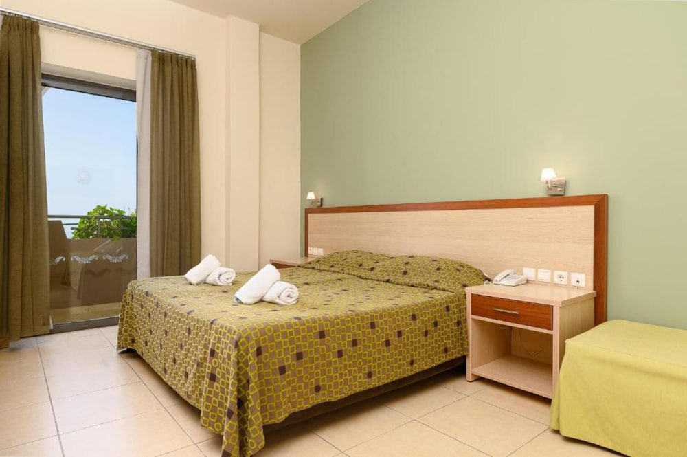 Superior Double or Twin Room, Sea View