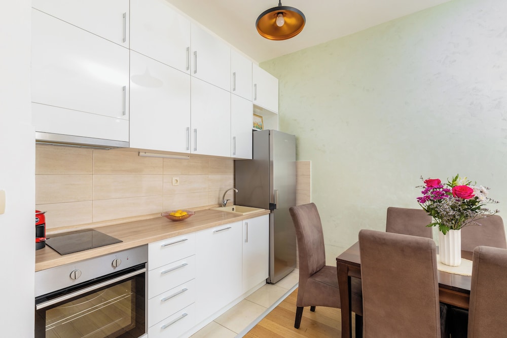 Apartment, 2 Bedrooms - Photo 4