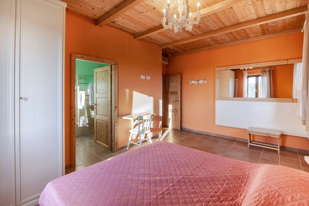 Grand Room photo 3