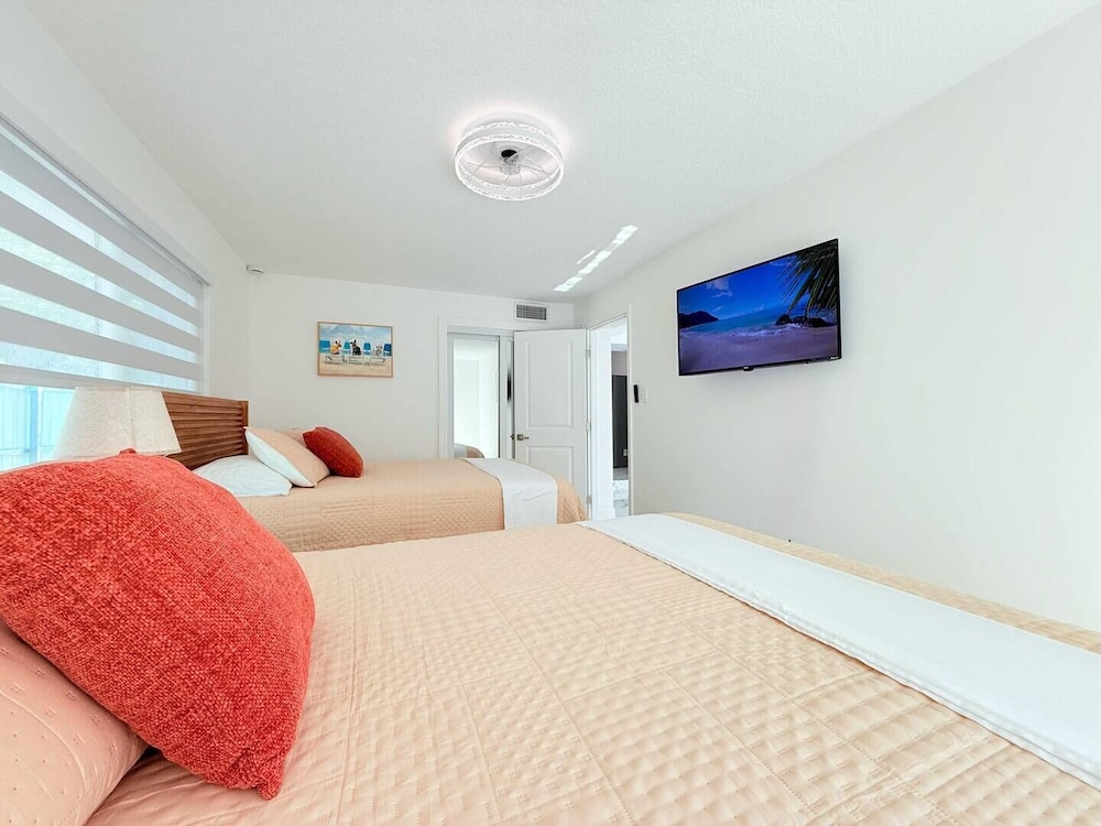 Palm House Near Beach Game Room Pool King Beds, Φωτογραφία 7