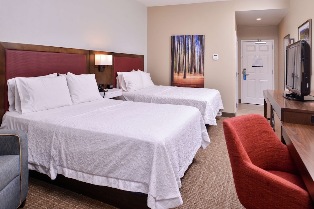 Room, 2 Queen Beds, Non Smoking (Interior) photo 3