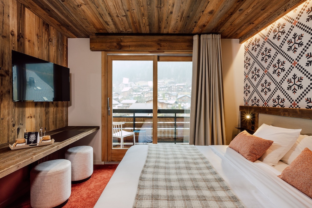Traditional Double or Twin Room photo 1