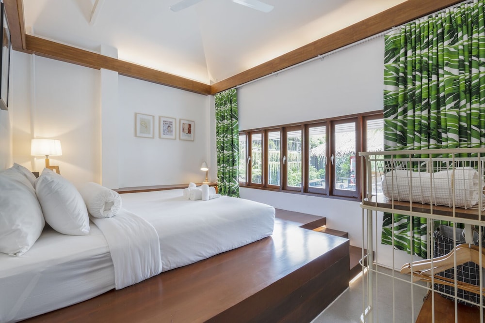 Three-Bedroom Pool Villa - Photo 1